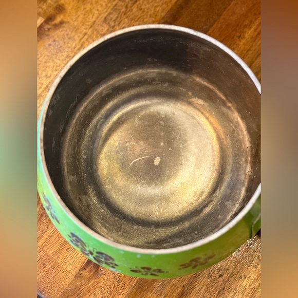 Vintage Green Floral Enamel Saucepan with Wooden Handle - Picture 3 of 3